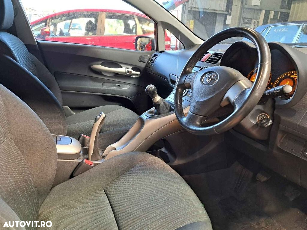 Set amortizoare spate Toyota Auris 2008 HATCHBACK 1.6 i 1ZRFE - 8