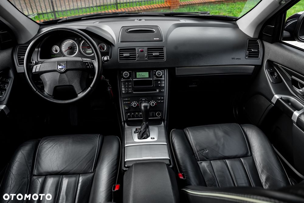 Volvo XC 90 D5 Momentum - 29