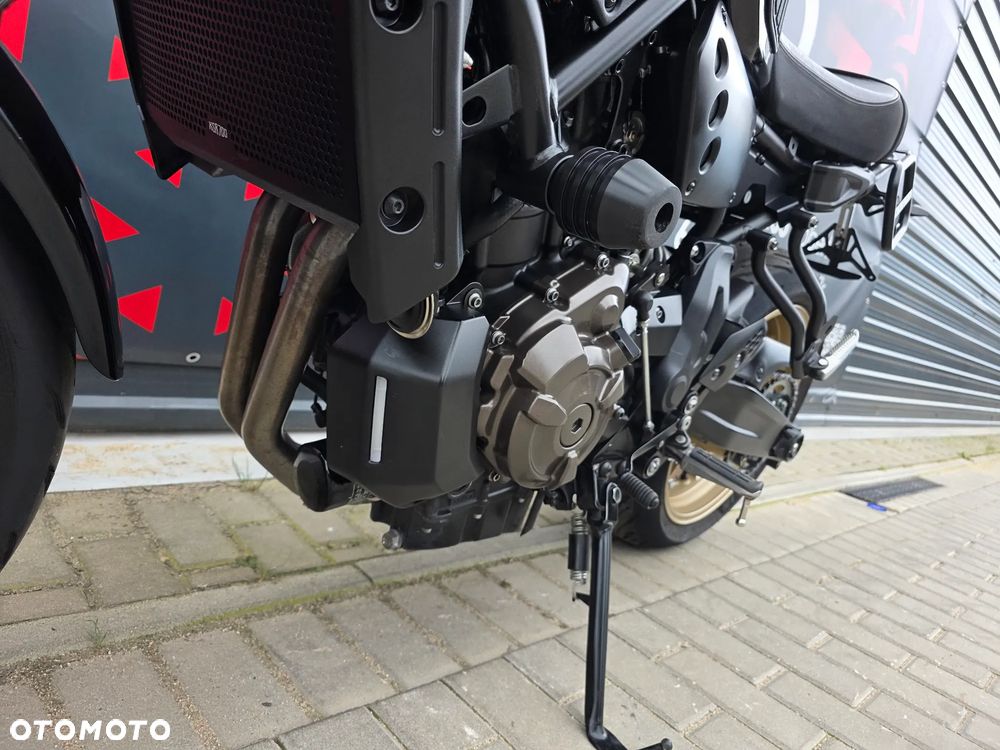 Yamaha XSR - 19