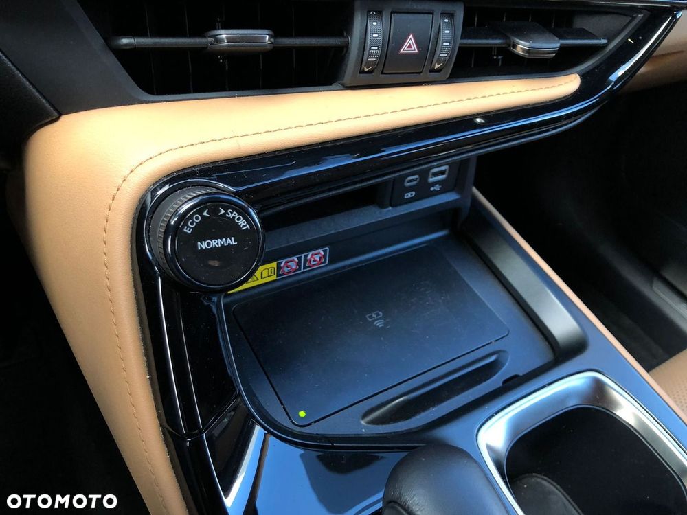 Lexus NX 350h Prestige 2WD - 15