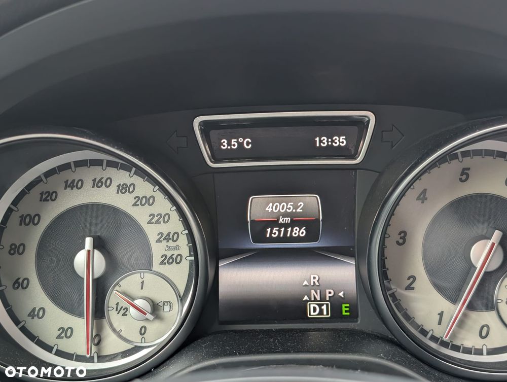 Mercedes-Benz CLA 250 7G-DCT Sport - 12