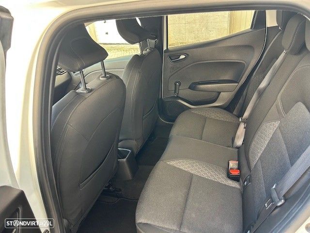 Renault Clio 1.0 TCe Evolution - 13