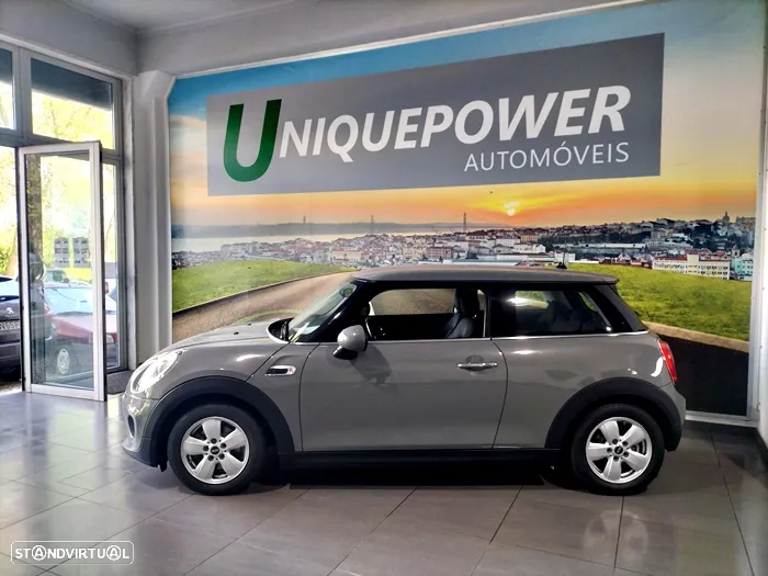 MINI 3 Portas One D - 8