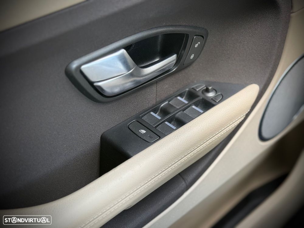 Land Rover Range Rover Evoque 2.2 eD4 Prestige - 20