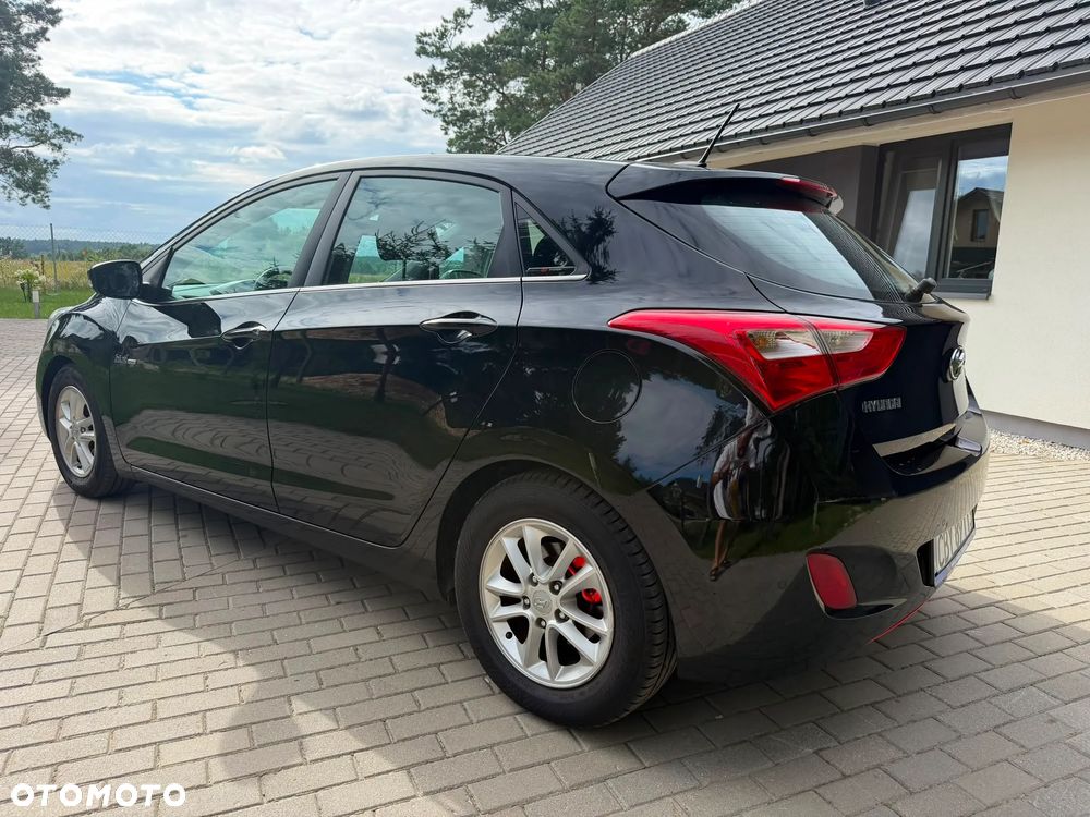 Hyundai i30 1.6 GDI Style - 10