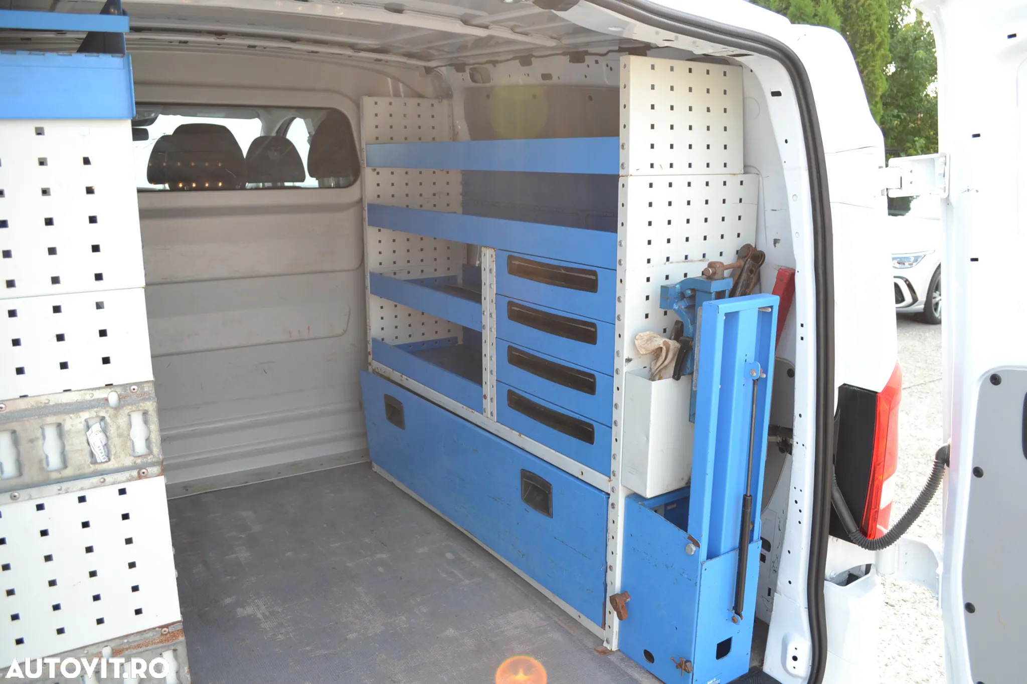Mercedes-Benz VITO VAN 116 CDI MIX/E 4X4 - 32
