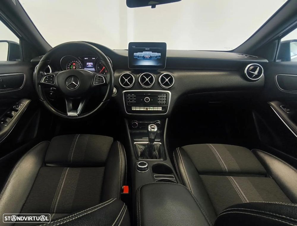 Mercedes-Benz A 180 - 36