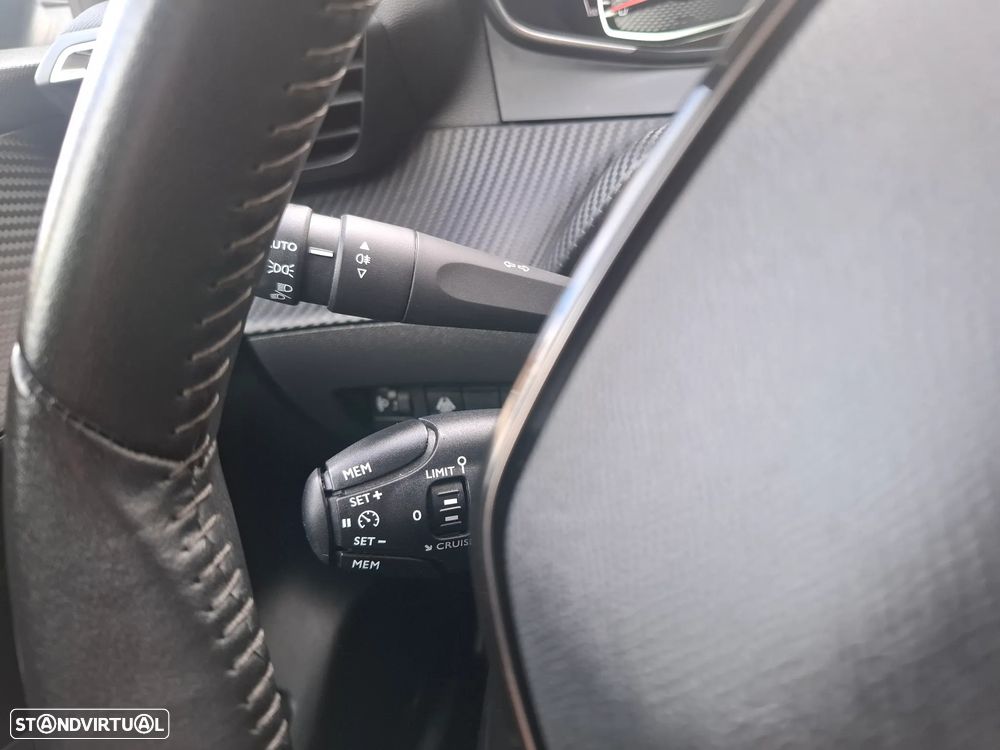 Peugeot 208 PureTech 75 Active - 23