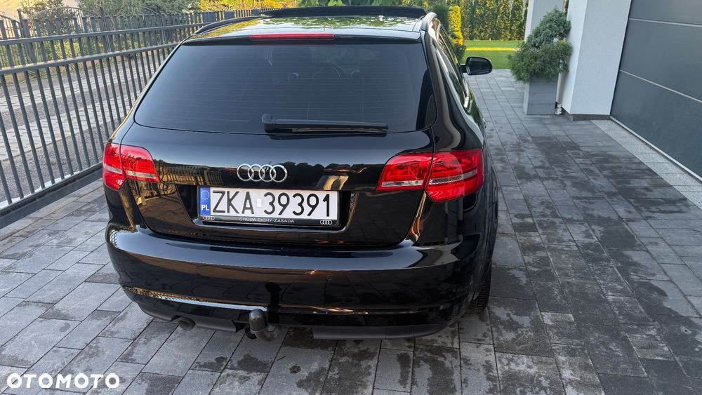 Audi A3 Sportback 1.6 TDI Ambiente - 8