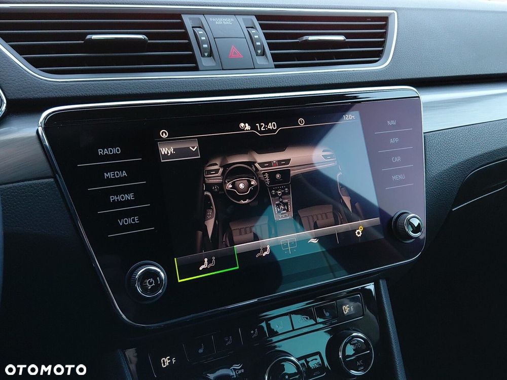 Skoda Superb 2.0 TDI SCR Style DSG - 35