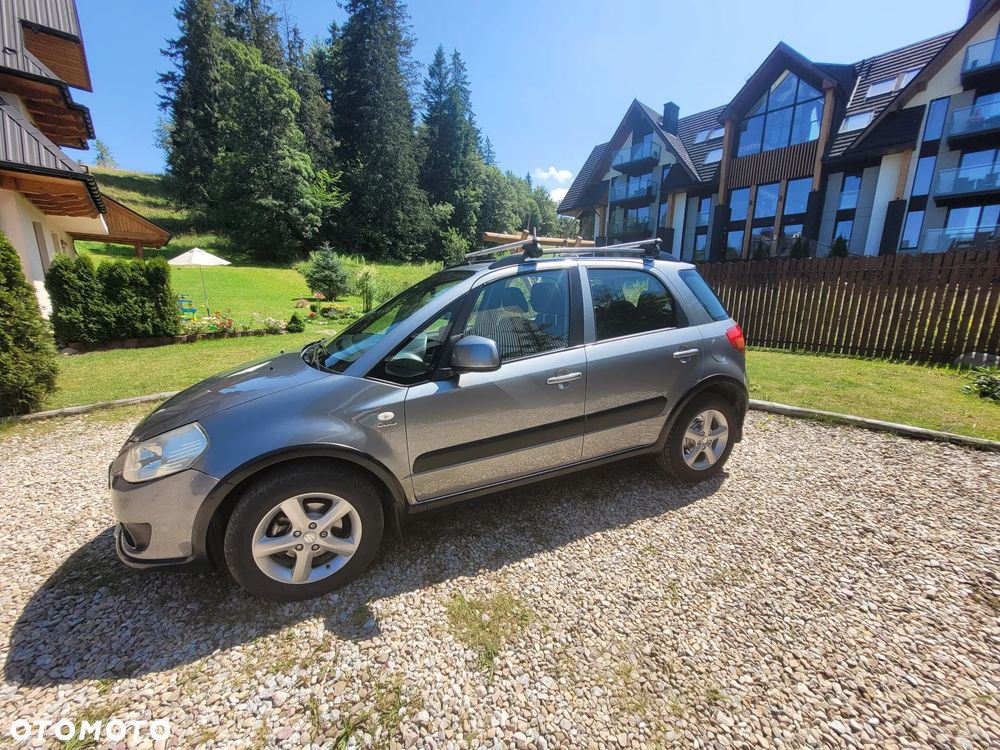 Suzuki SX4 1.9 DDiS 4WD GS / Premium - 4