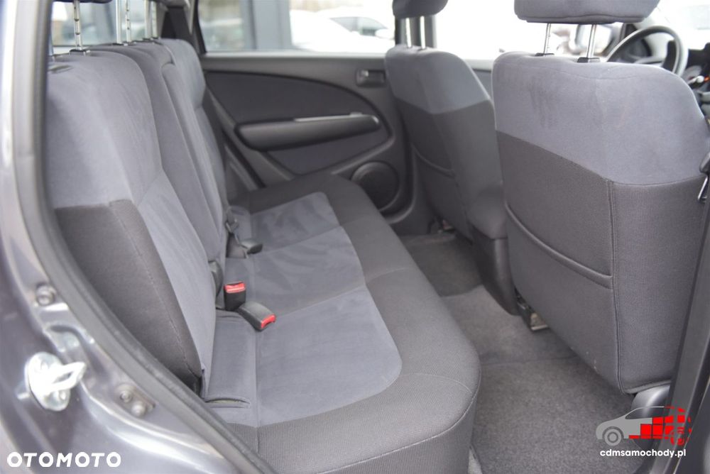 Mitsubishi Outlander - 16