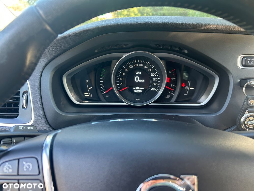 Volvo V40 Cross Country D3 Drive-E Kinetic - 6