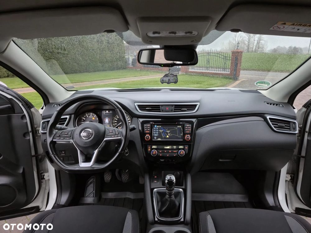 Nissan Qashqai 1.6 DIG-T ACENTA - 29