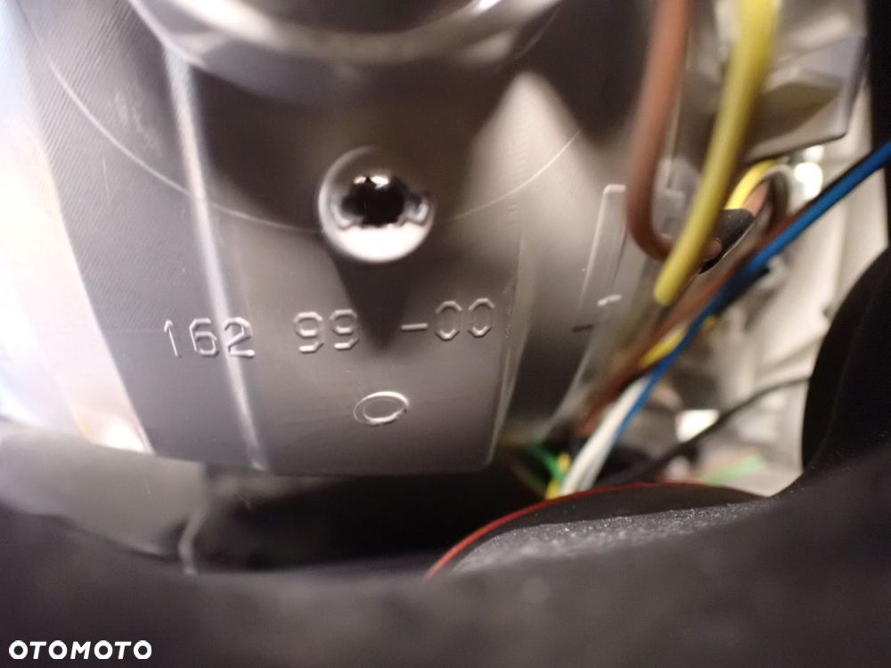 LAMPA LEWA PRZEDNIA CITROEN C4 PICASSO LIFT 1.6HDI - 11