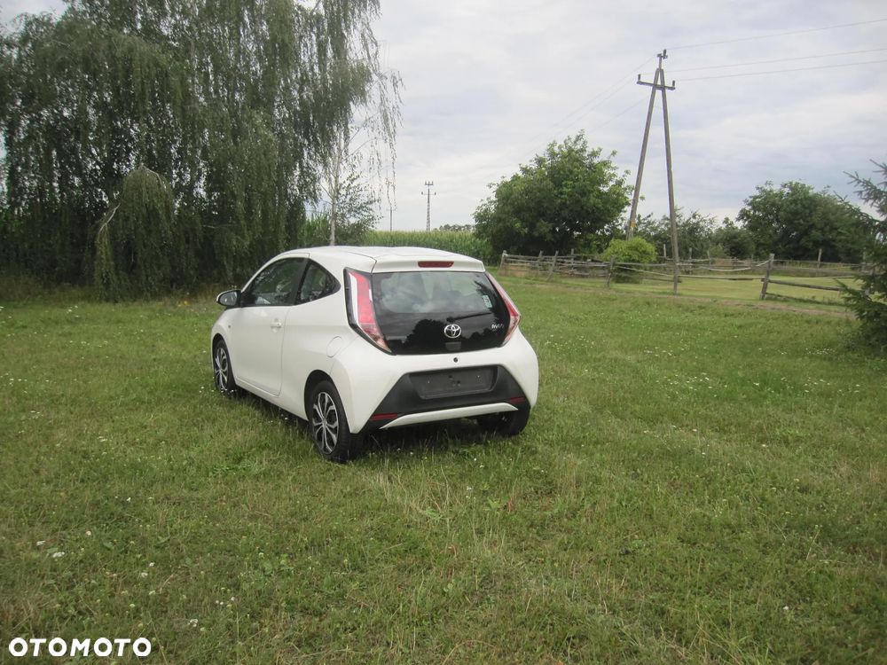 Toyota Aygo x-play club - 14