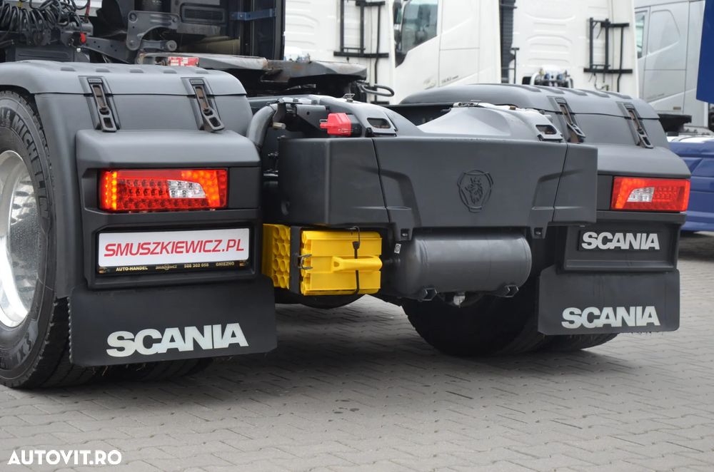 Scania R 580 / V8 / 4 PODUSZKI / KLIMA P. / NAVI /FULL LED / ACC / 7410 - 12