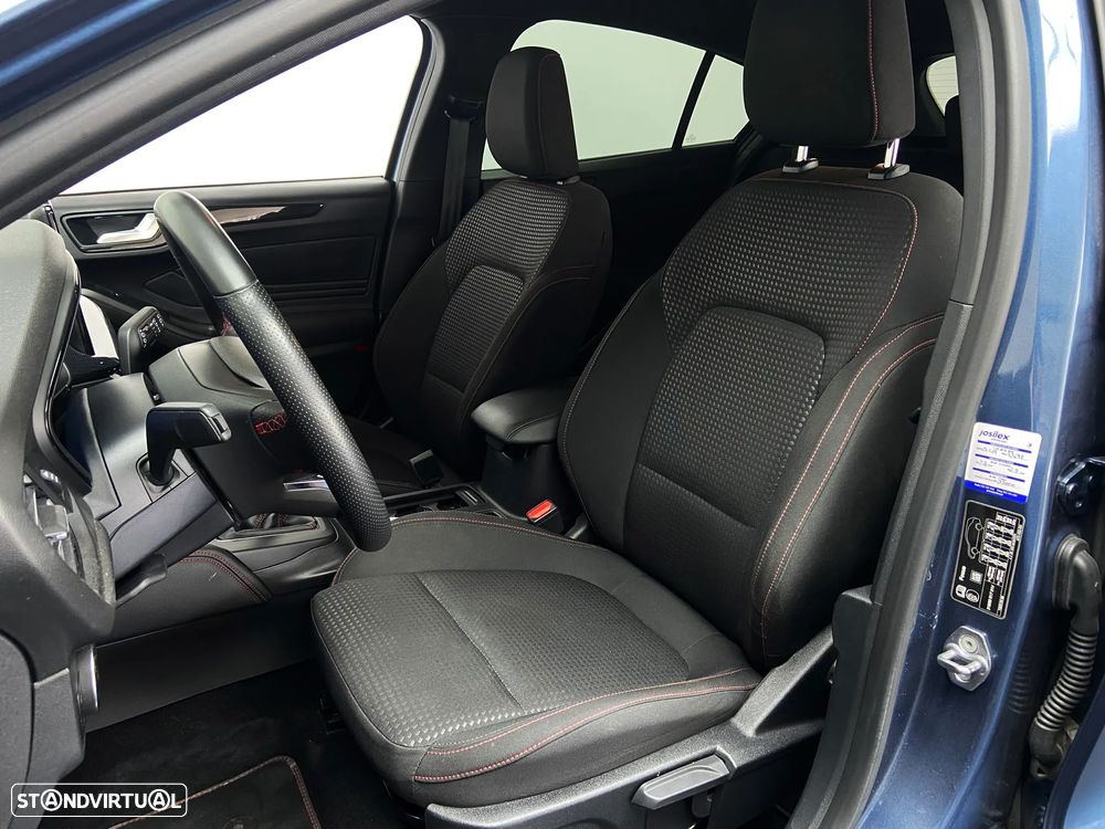 Ford Focus 1.5 TDCi EcoBlue ST-Line X - 9
