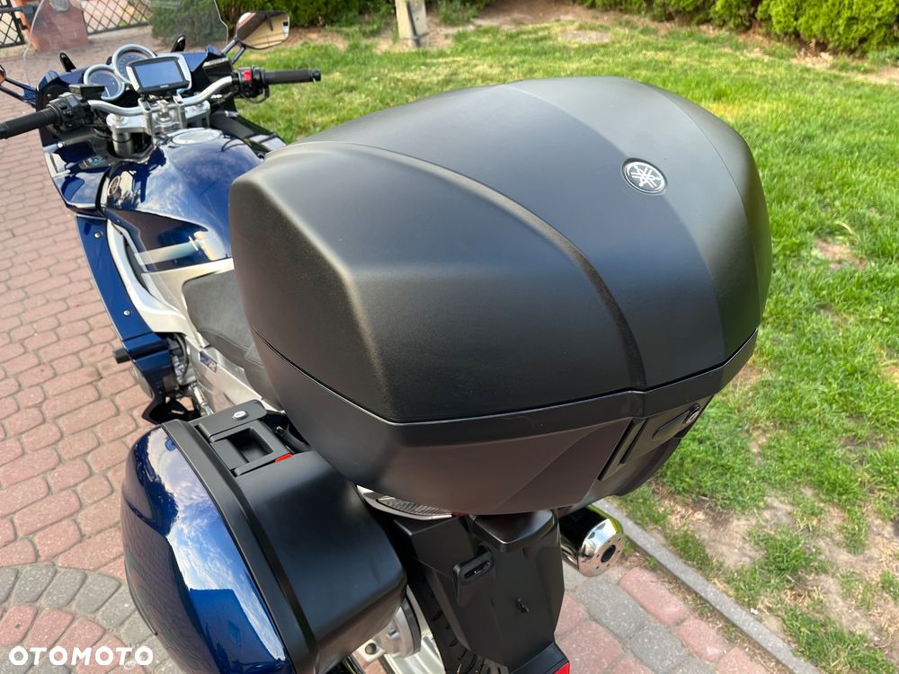 Yamaha FJR - 26