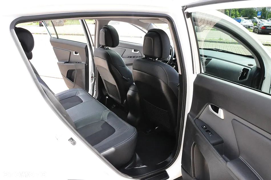Kia Sportage 1.6 GDI 2WD DREAM-TEAM EDITION - 28