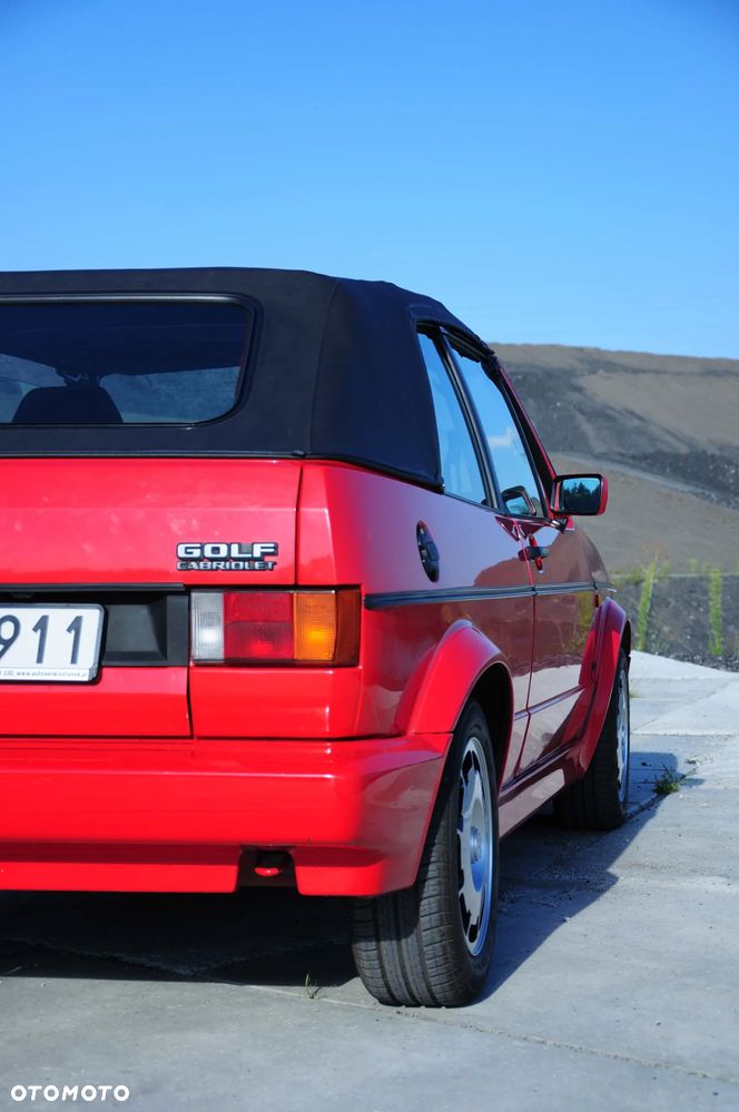 Volkswagen Golf 1.6 CL - 15