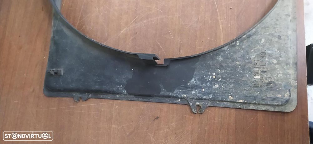 GRELHA DO RADIADOR FRONTAL MITSUBISHI GALLOPER HYUNDAI02.1998 - 2