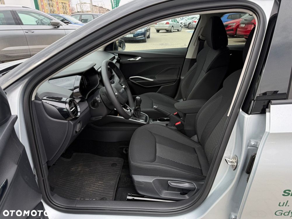Skoda Fabia 1.0 TSI Monte Carlo - 11