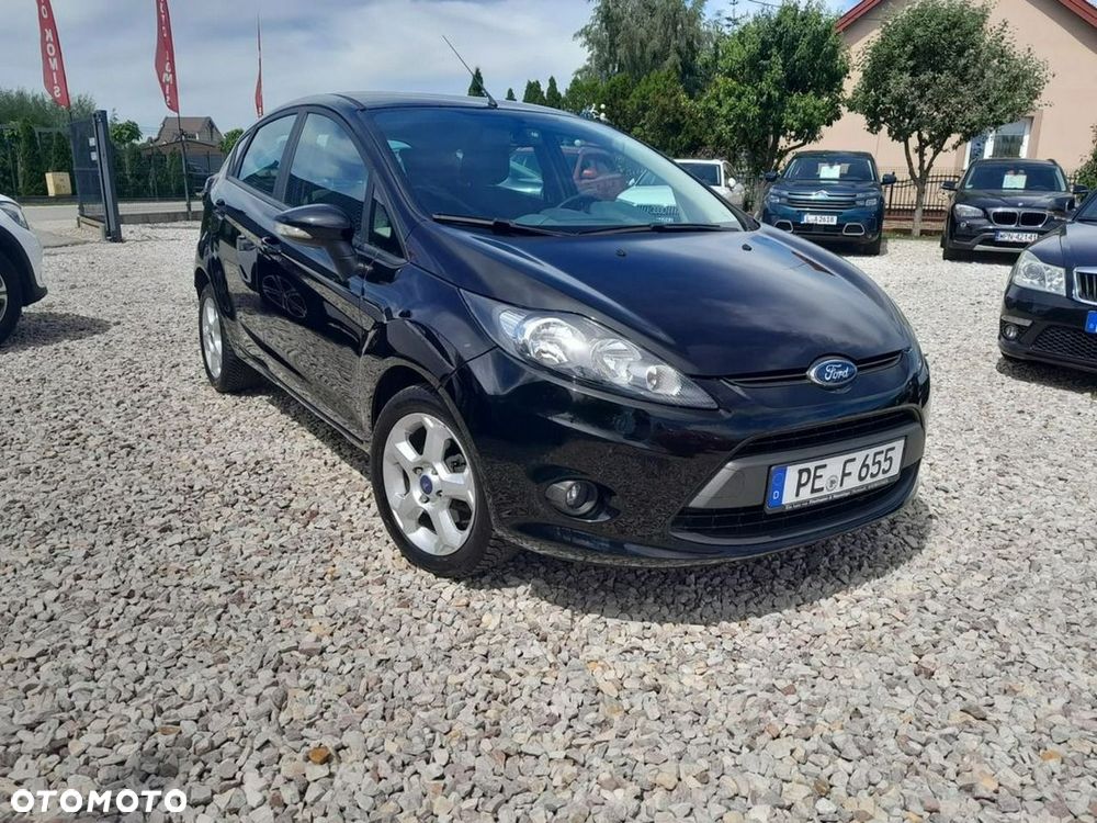 Ford Fiesta - 2