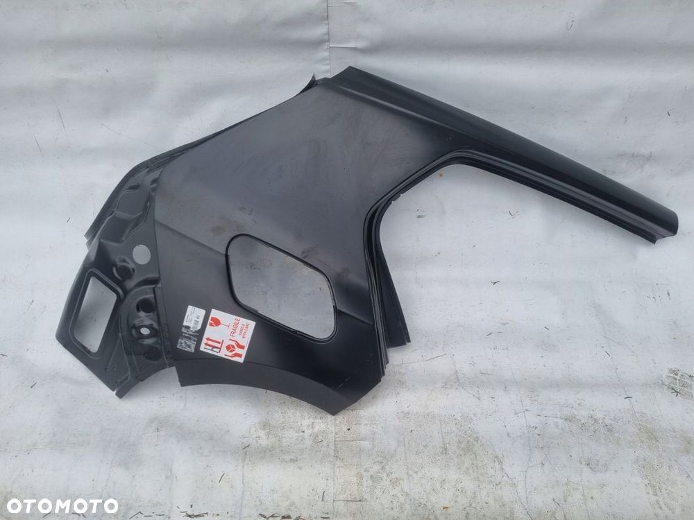 BŁOTNIK TYŁ TYLNY PRAWY VW GOLF VIII HB 20- ORG - 2