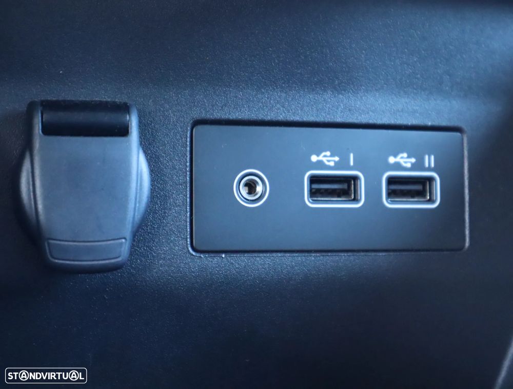 Renault Clio 1.5 Blue dCi Evolution - 38