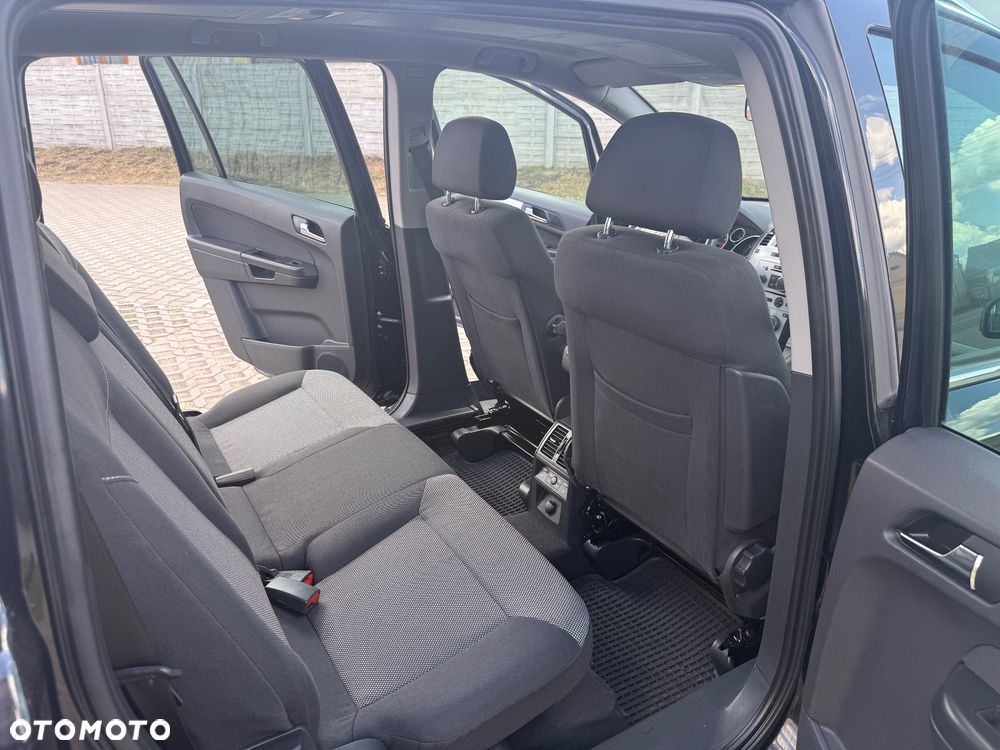 Opel Zafira 1.6 - 23