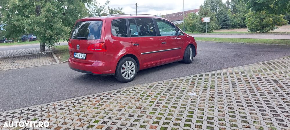 Volkswagen Touran 2.0 TDI DPF DSG Highline - 15