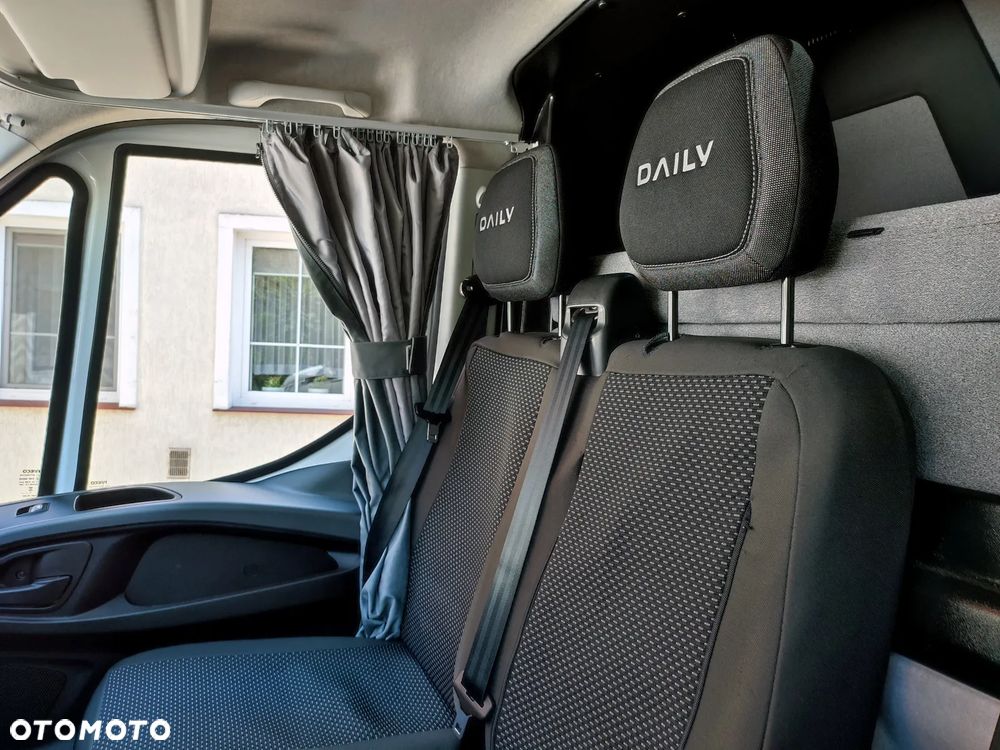 Iveco DAILY 35S18 - 17