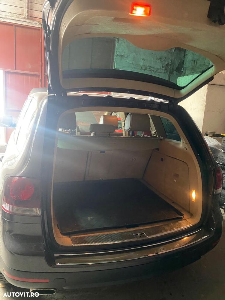 Volkswagen Touareg - 10