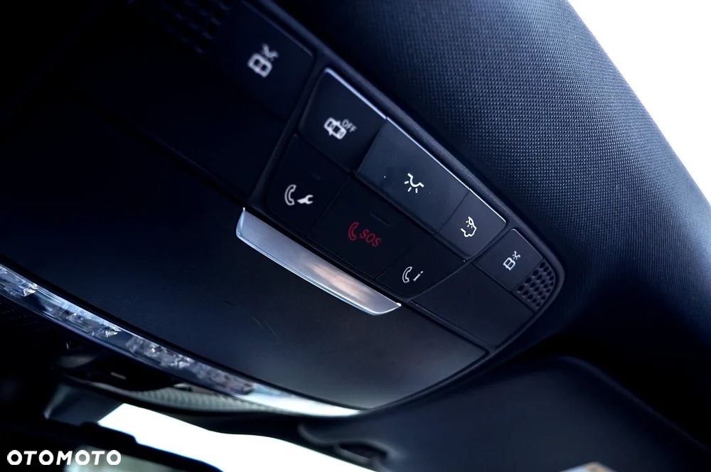 Mercedes-Benz GLC 350 e 4Matic 7G-TRONIC Exclusive - 33