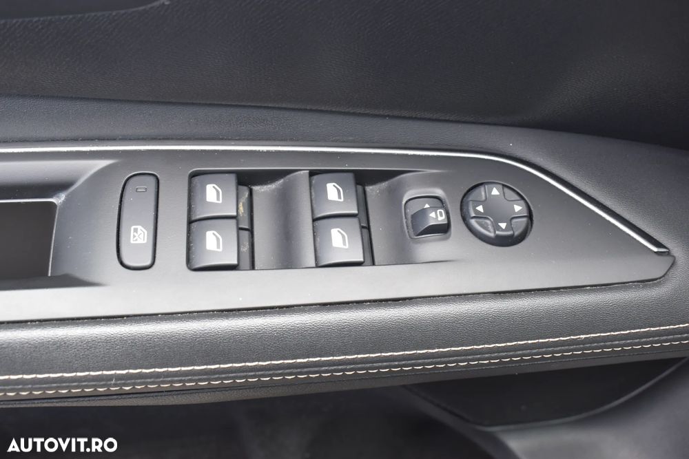 Peugeot 3008 2.0 BlueHDI S&S EAT8 GT - 35