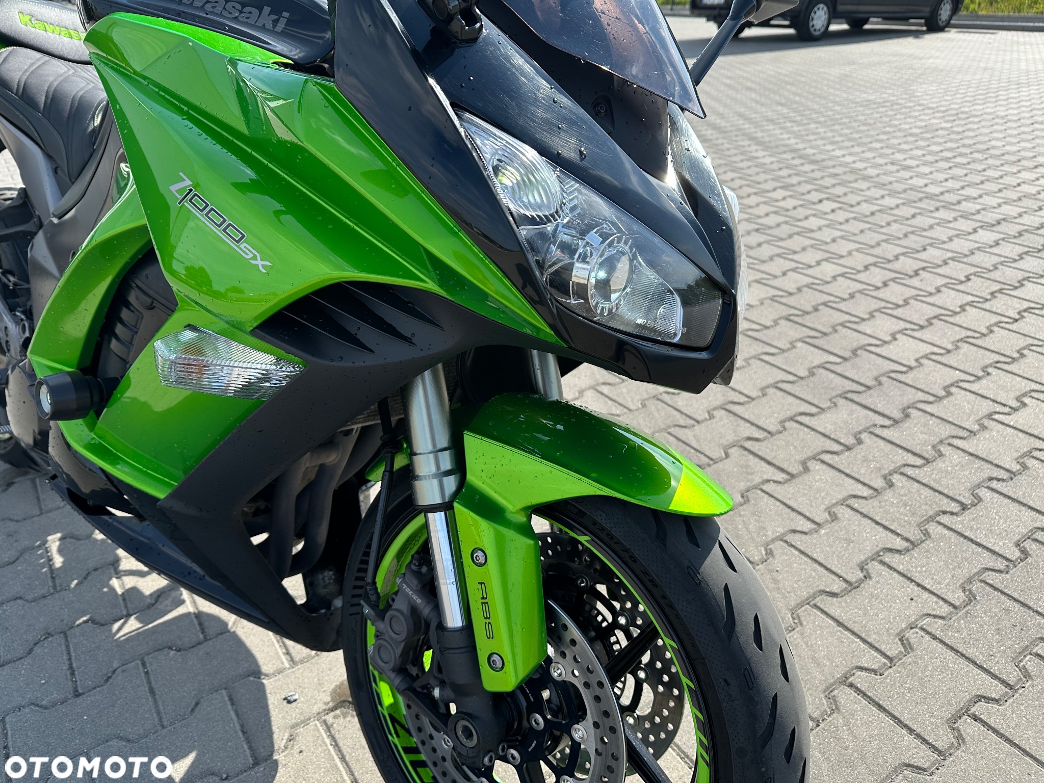 Kawasaki Ninja 1000 SX - 8