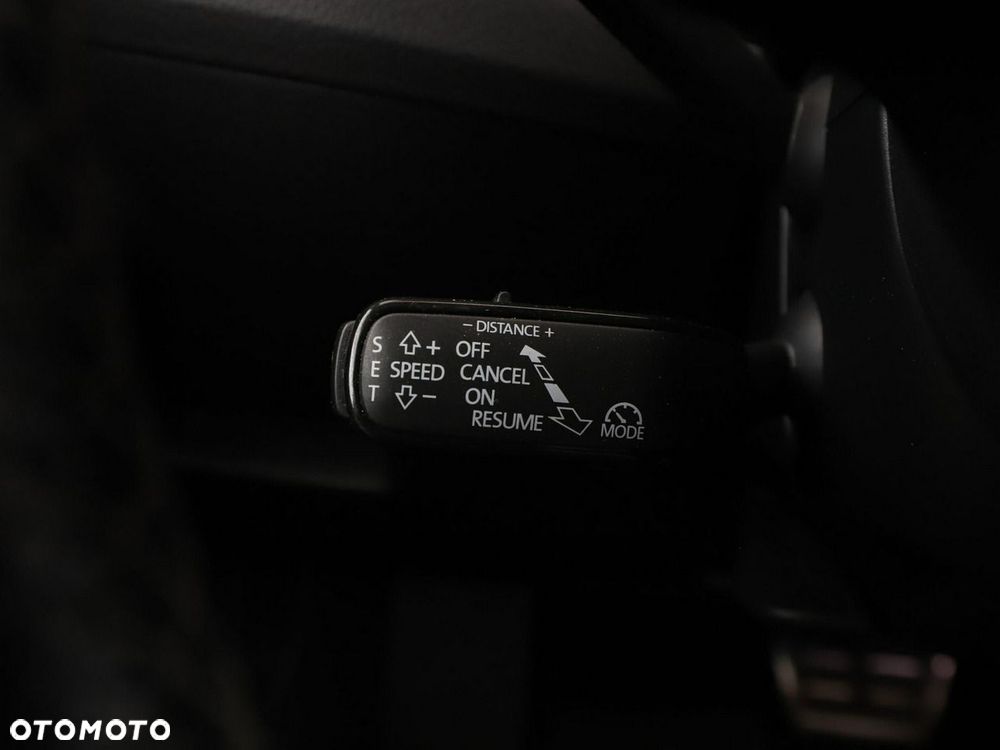 Skoda Superb 2.0 TDI DSG Sportline - 37