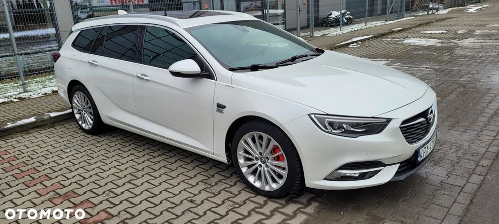 Opel Insignia 2.0 BiTrb D 4x4 Automatik - 1