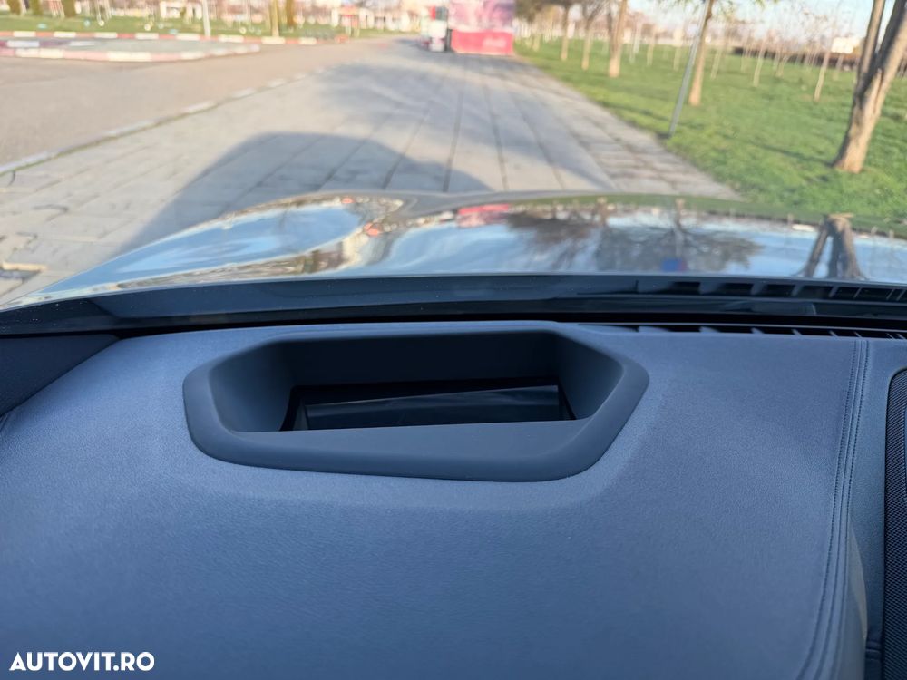 BMW Seria 5 530i AT - 20