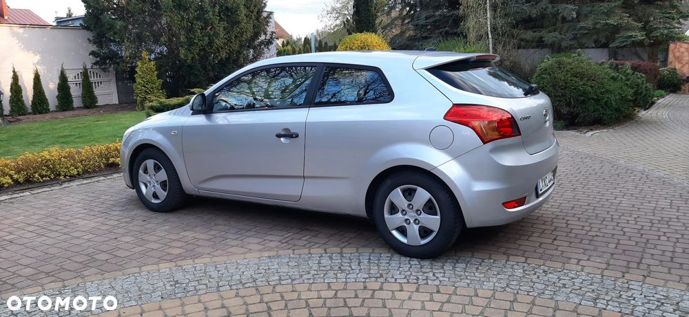 Kia Ceed - 5
