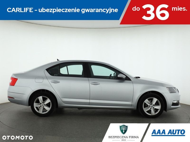 Skoda Octavia - 8