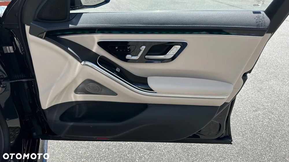 Mercedes-Benz Klasa S 580 4Matic L 9G-TRONIC Edition - 39
