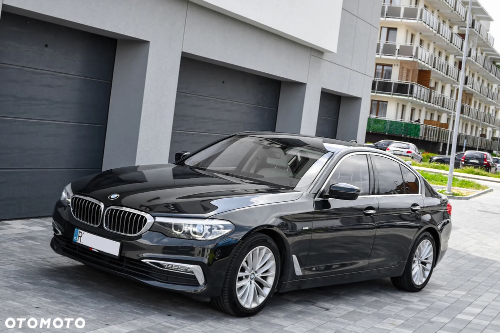 BMW Seria 5 520d xDrive Luxury Line - 3