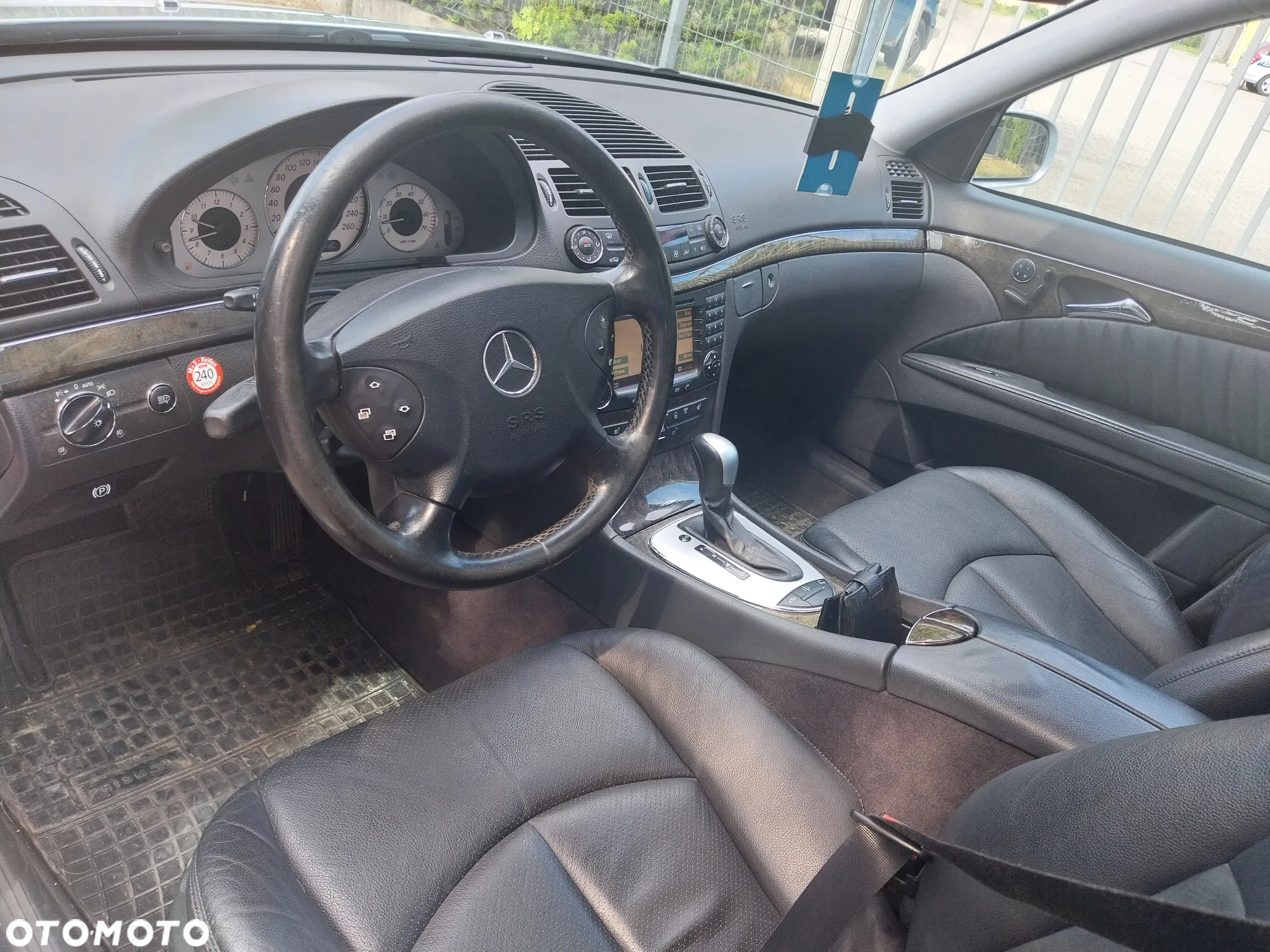 Mercedes-Benz Klasa E 500 7G-TRONIC Avantgarde - 19