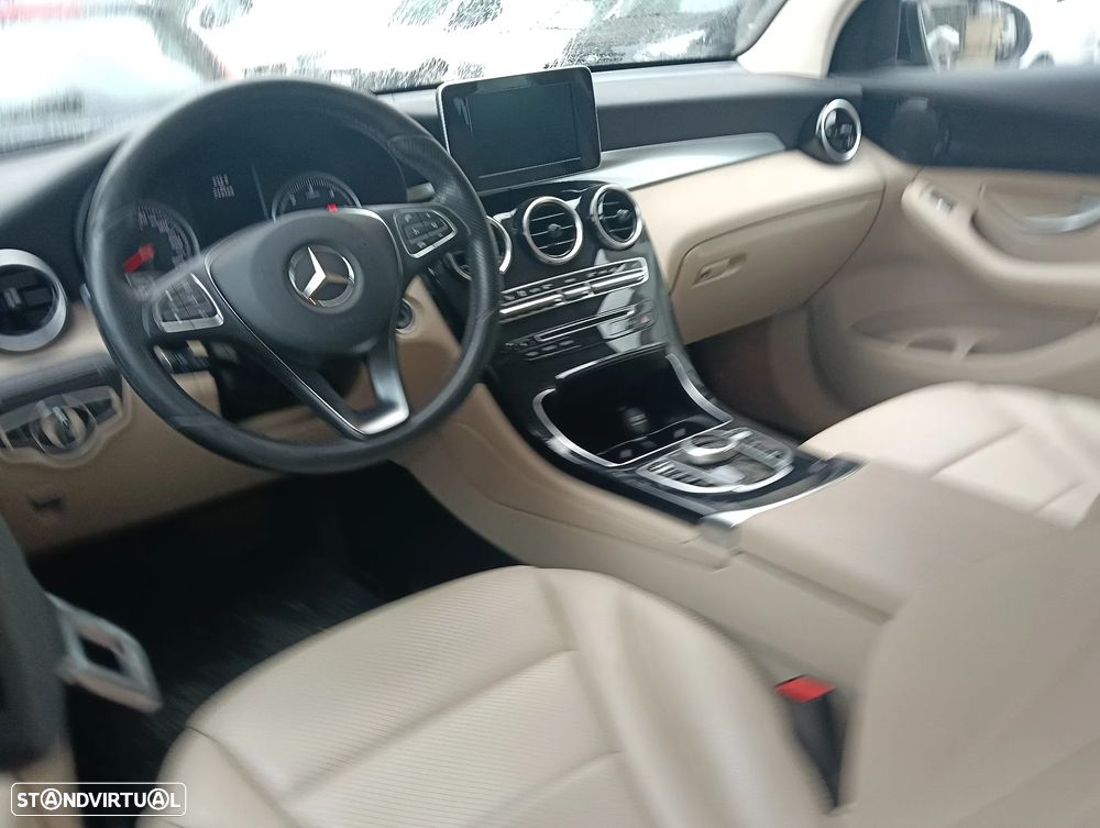 Mercedes-Benz GLC 250 d 4Matic 9G-TRONIC - 14