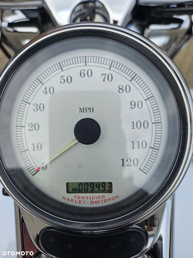 Harley-Davidson Touring Road King - 12