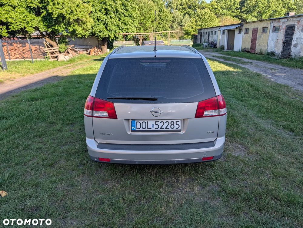 Opel Vectra 1.9 CDTI Essentia - 3