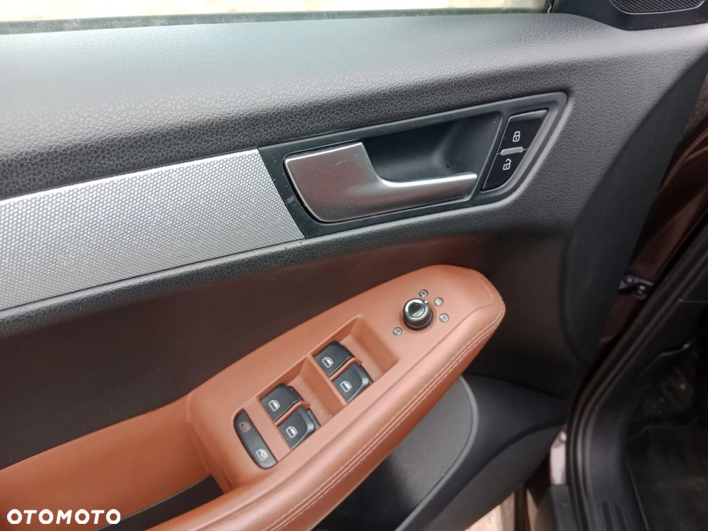 Audi Q5 3.2 FSI Quattro S tronic - 16