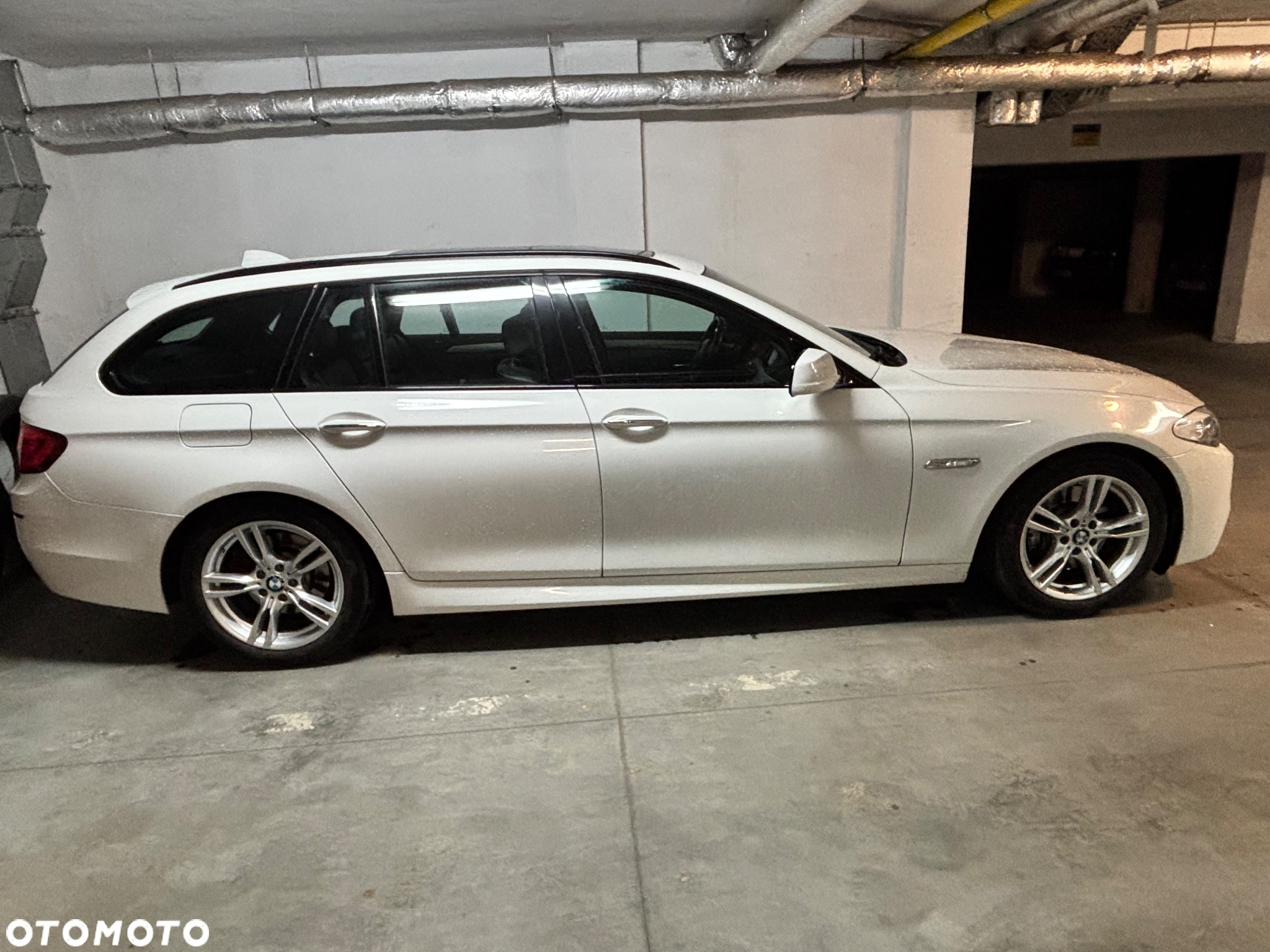 BMW Seria 5 525d Touring Sport-Aut - 38